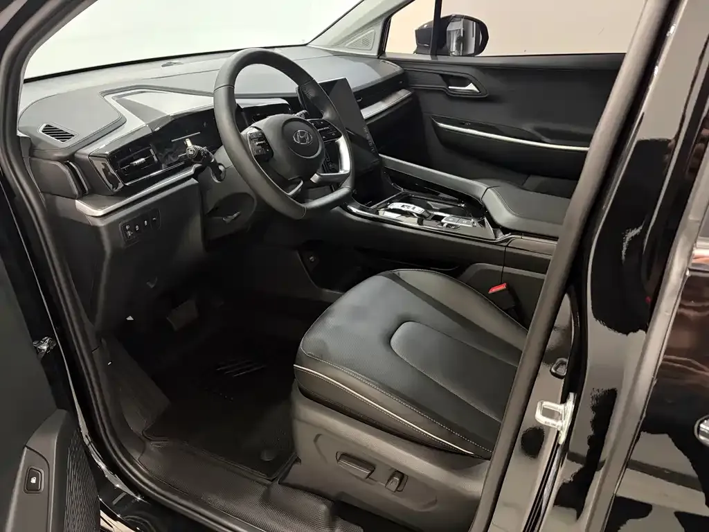 Hyundai Custo — фото 2