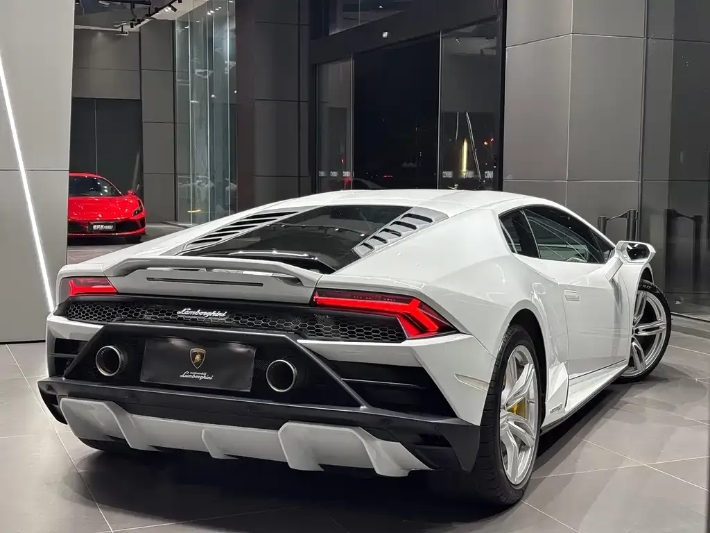 Lamborghini Huracan — фото 3