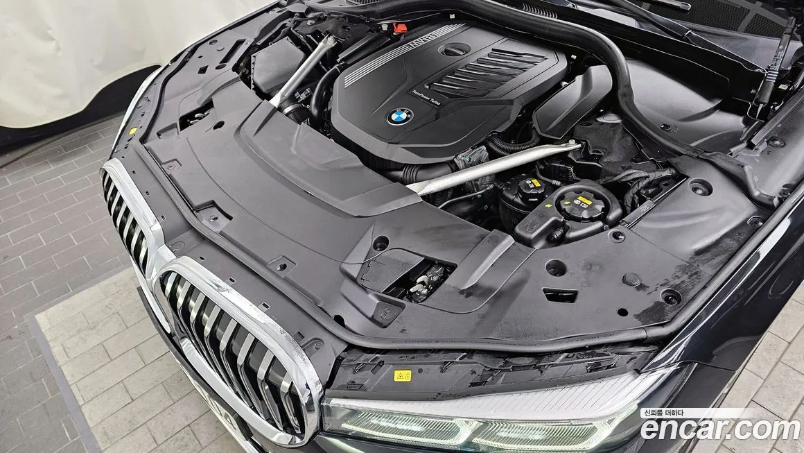 BMW 7-Series — фото 2