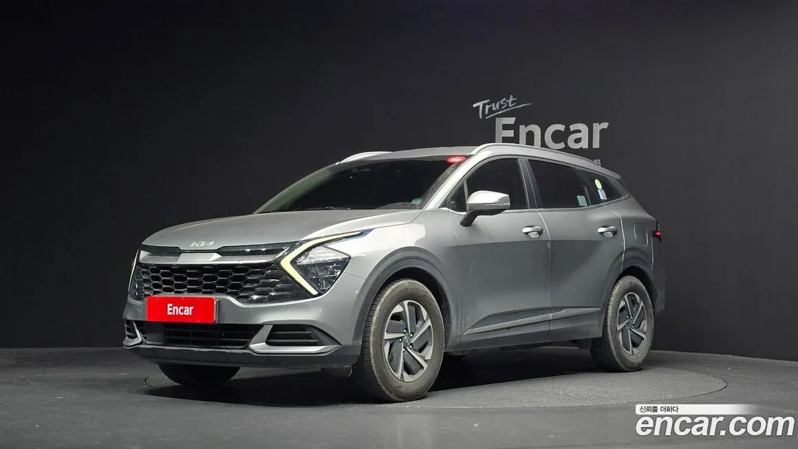 Kia Sportage — фото 1
