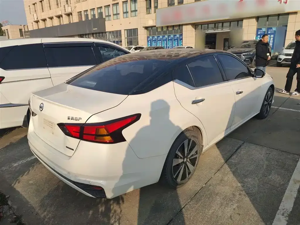 Nissan Teana — фото 2