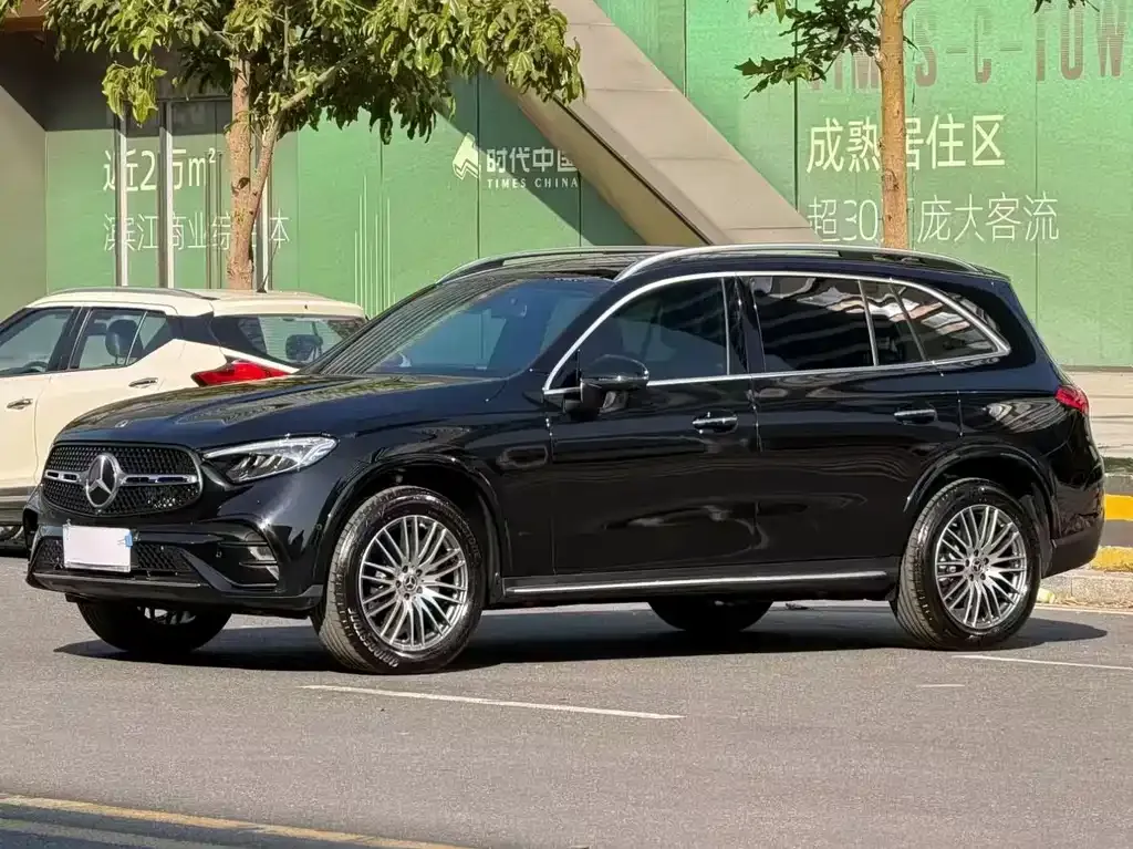 Mercedes-Benz GLC — фото 1