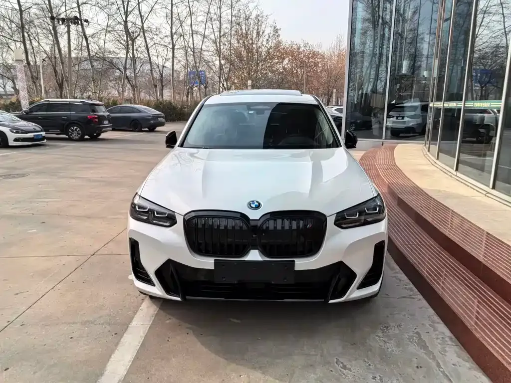 BMW iX3 — фото 2