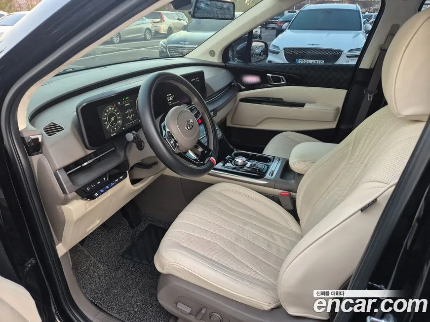 Kia Carnival — фото 10