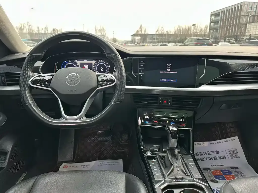 Volkswagen Passat New Energy — фото 2
