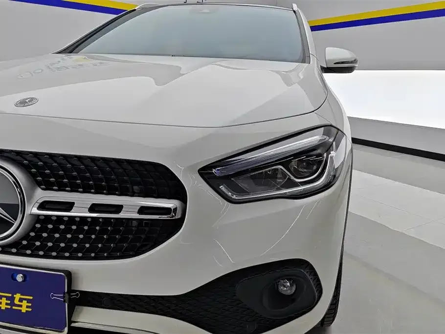 Mercedes-Benz GLA — фото 4