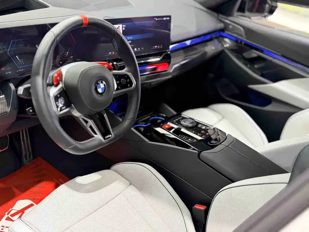 BMW M5 New Energy — фото 2