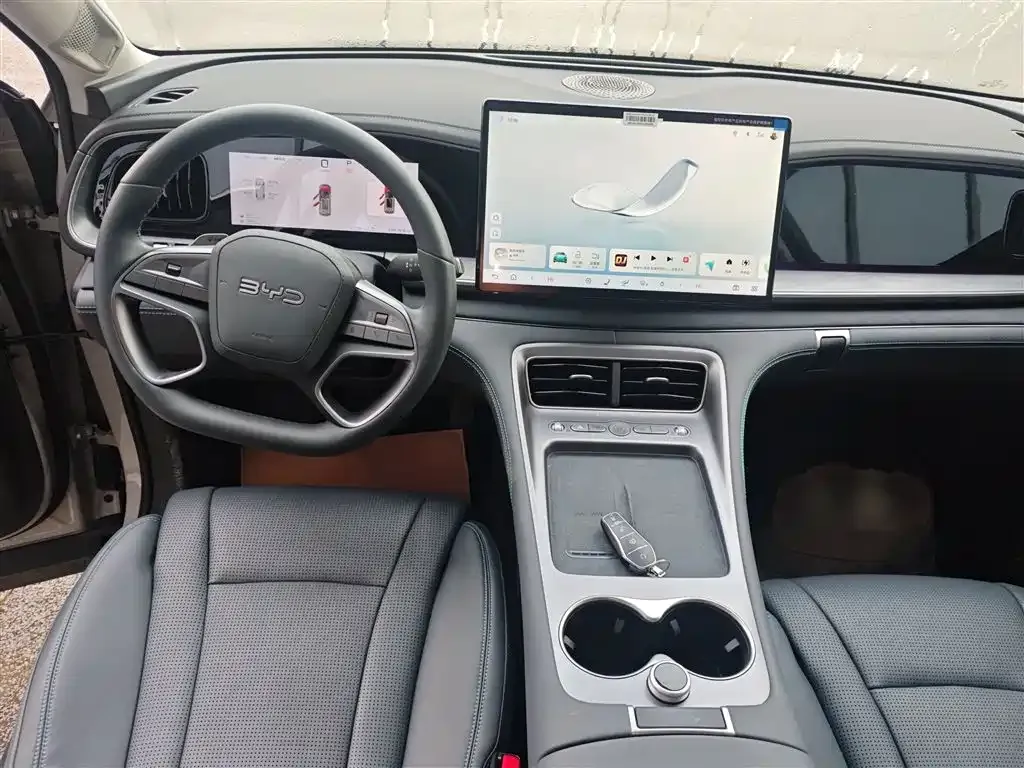BYD Hiace 07 DM-i — фото 9