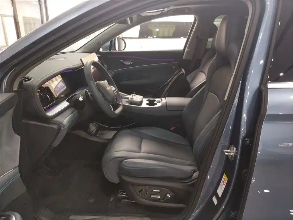 BYD Hiace 07 DM-i — фото 7