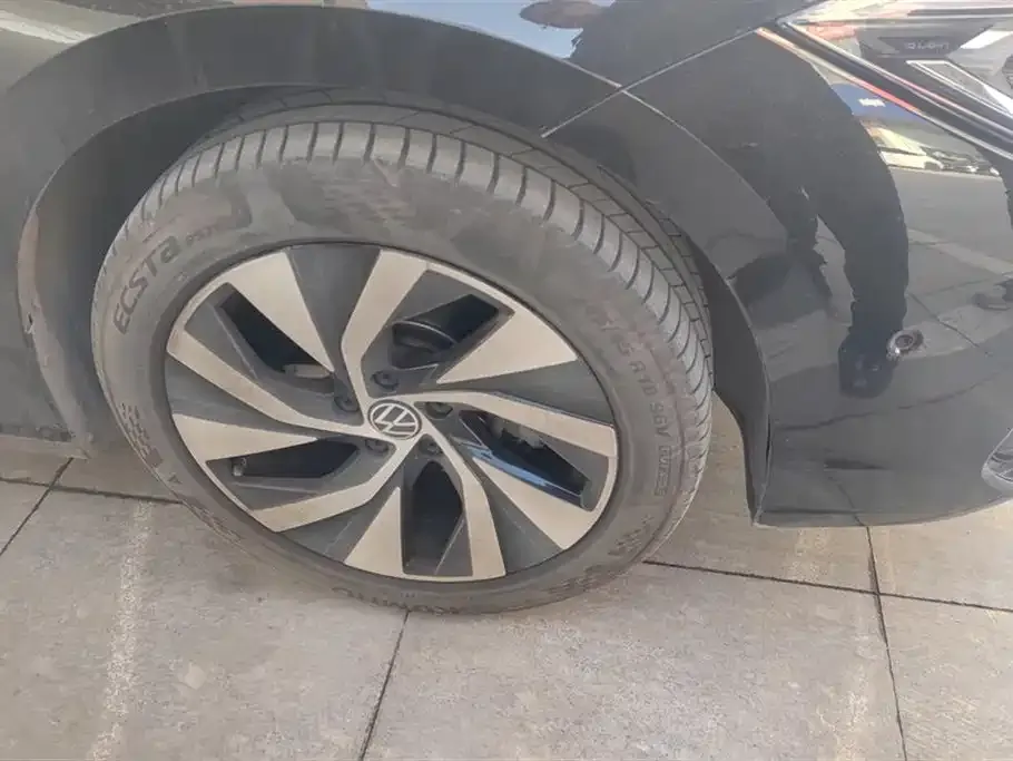 Volkswagen Passat — фото 4