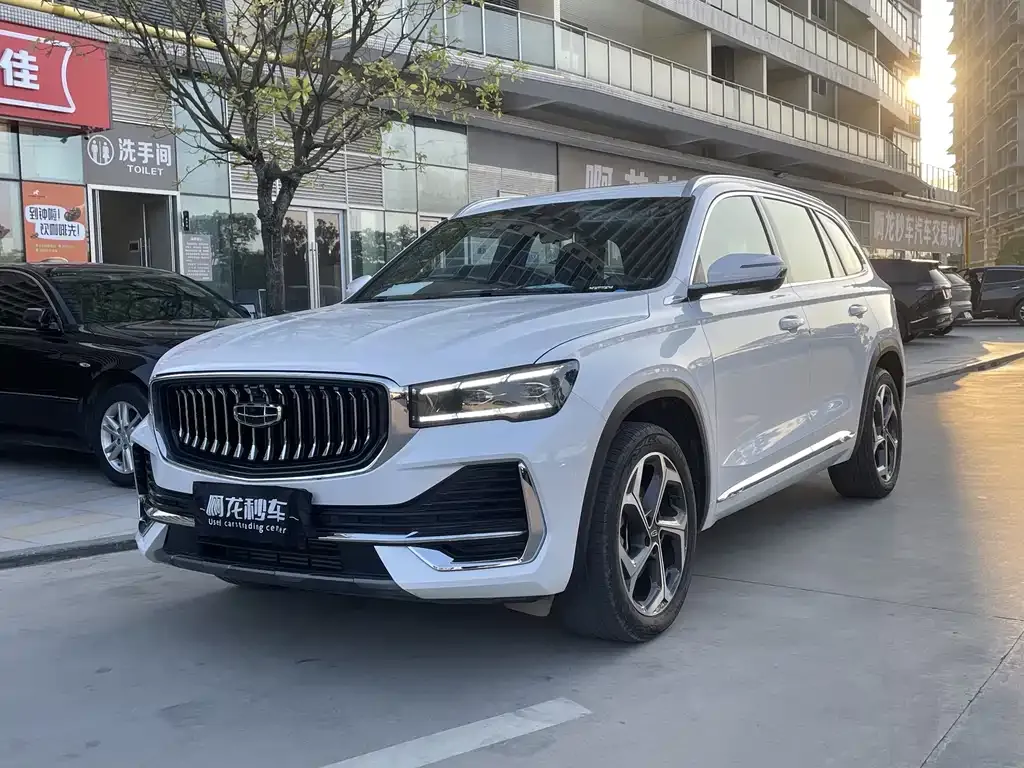 Geely Xingyue L — фото 1