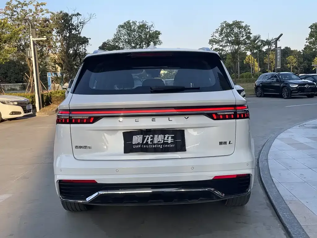 Geely Xingyue L — фото 3