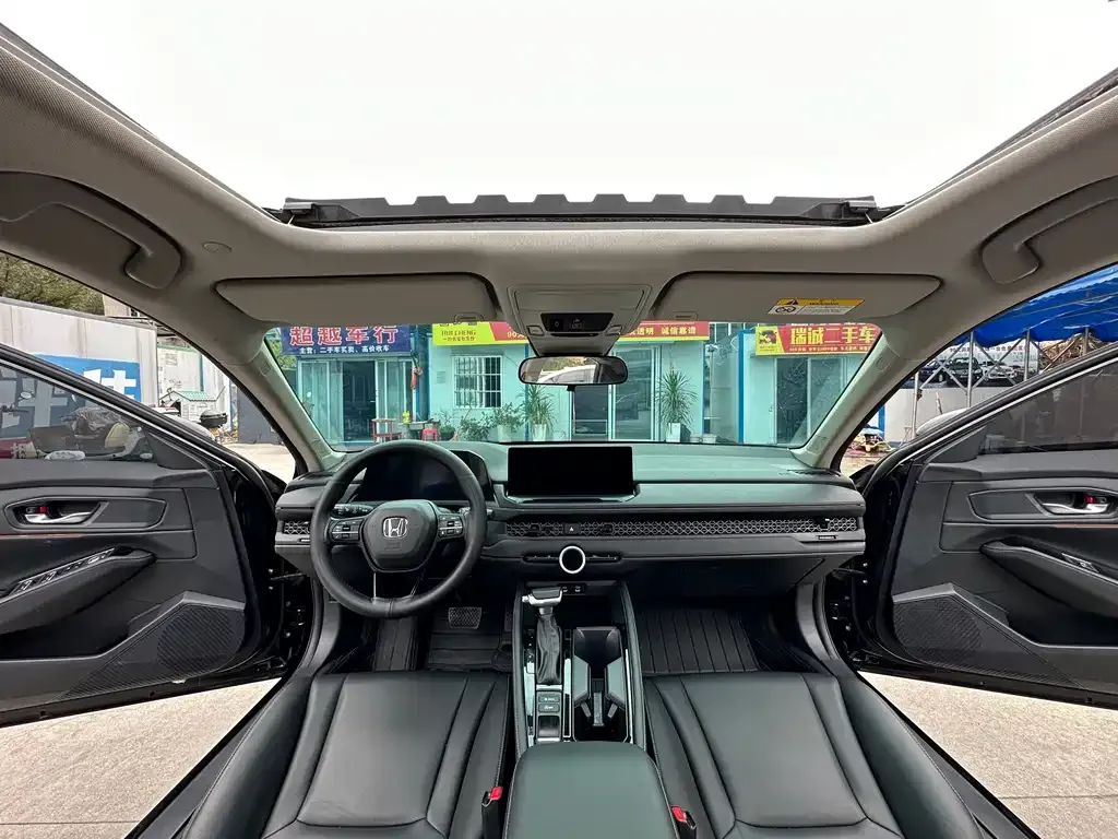 Honda Accord — фото 3