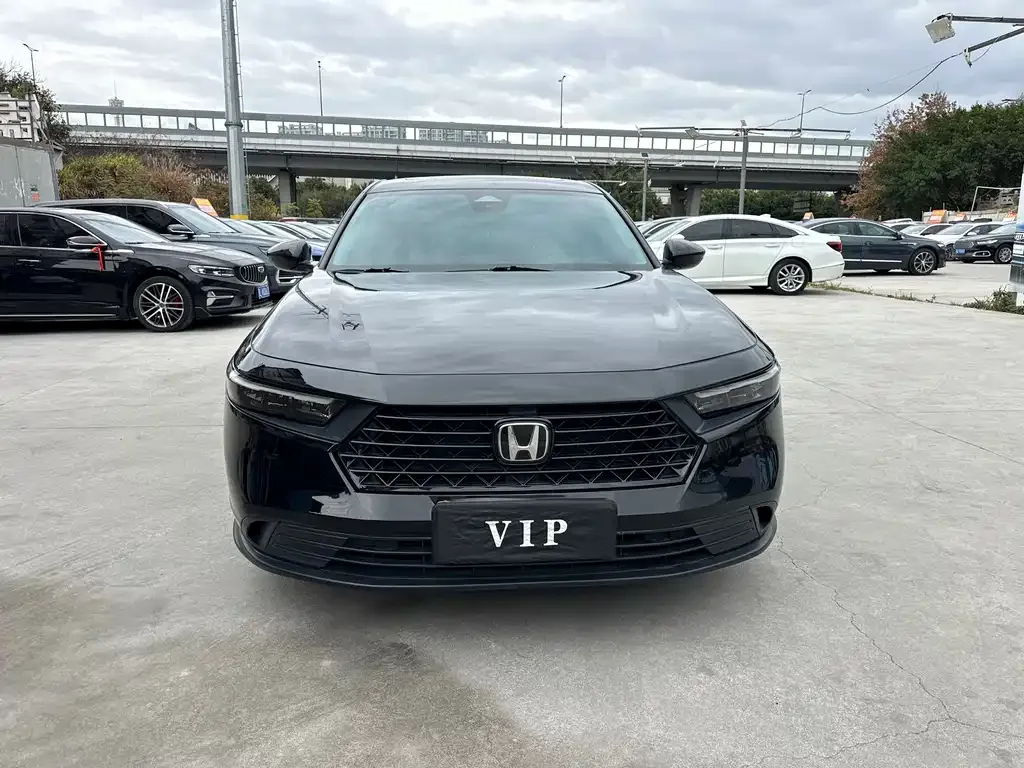 Honda Accord — фото 2