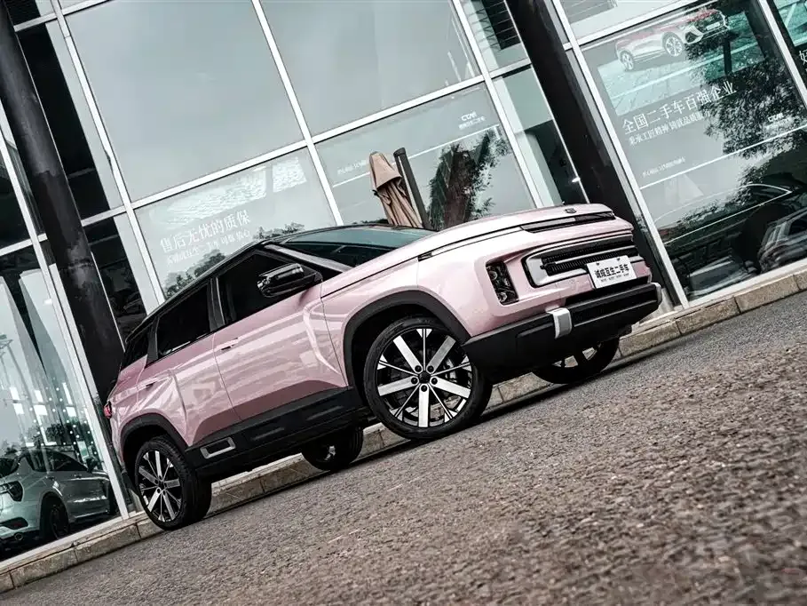 Geely Icon — фото 10