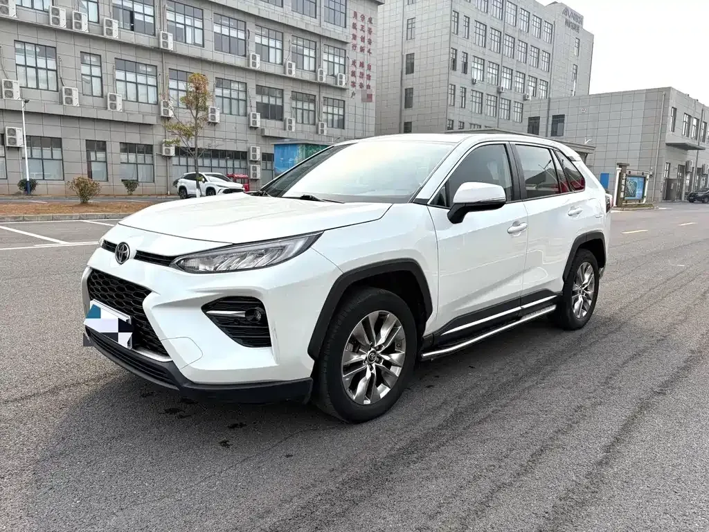 Toyota Wildlander — фото 1