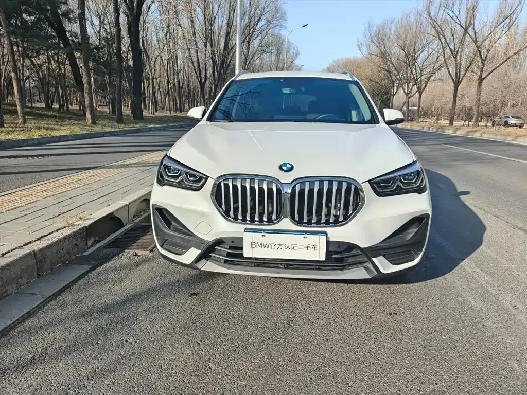 BMW X1 — фото 2