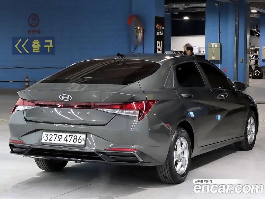 Hyundai AVANTE — фото 10