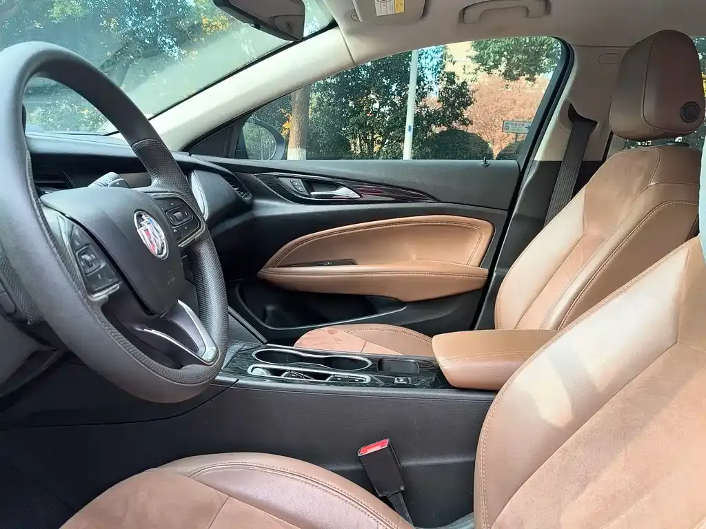 Buick Regal — фото 4