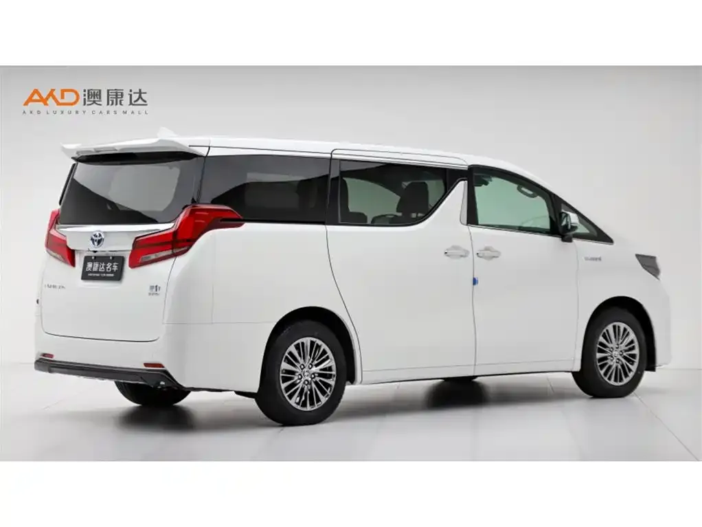 Toyota Alphard — фото 4