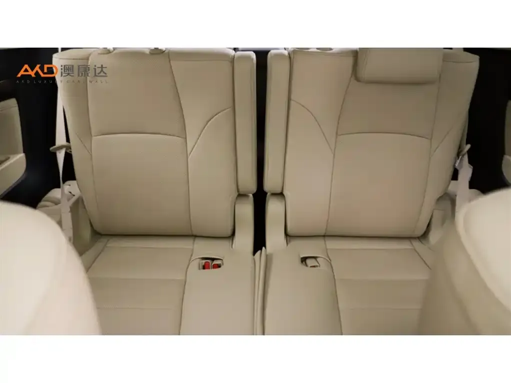 Toyota Alphard — фото 5