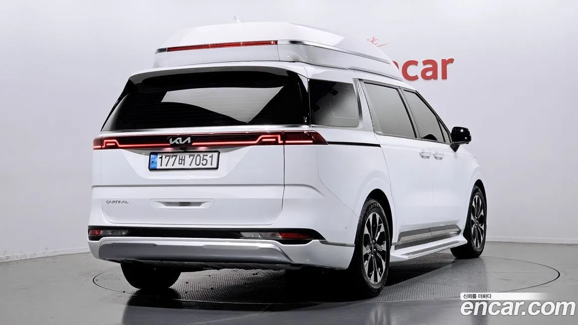 Kia Carnival — фото 2