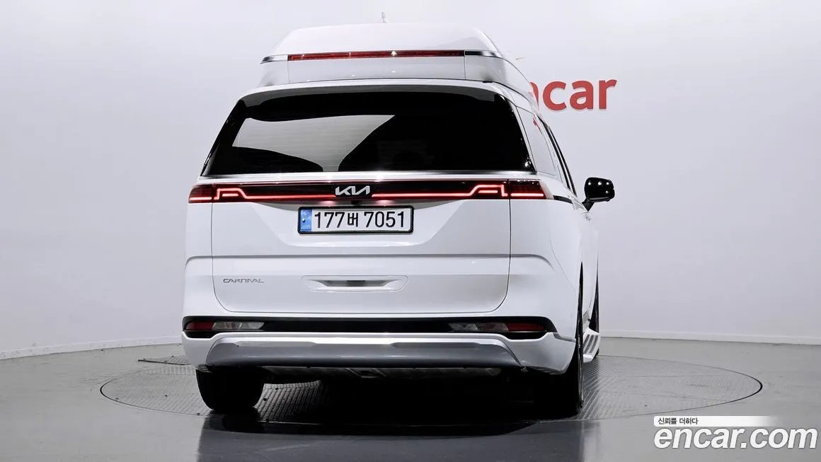 Kia Carnival — фото 4