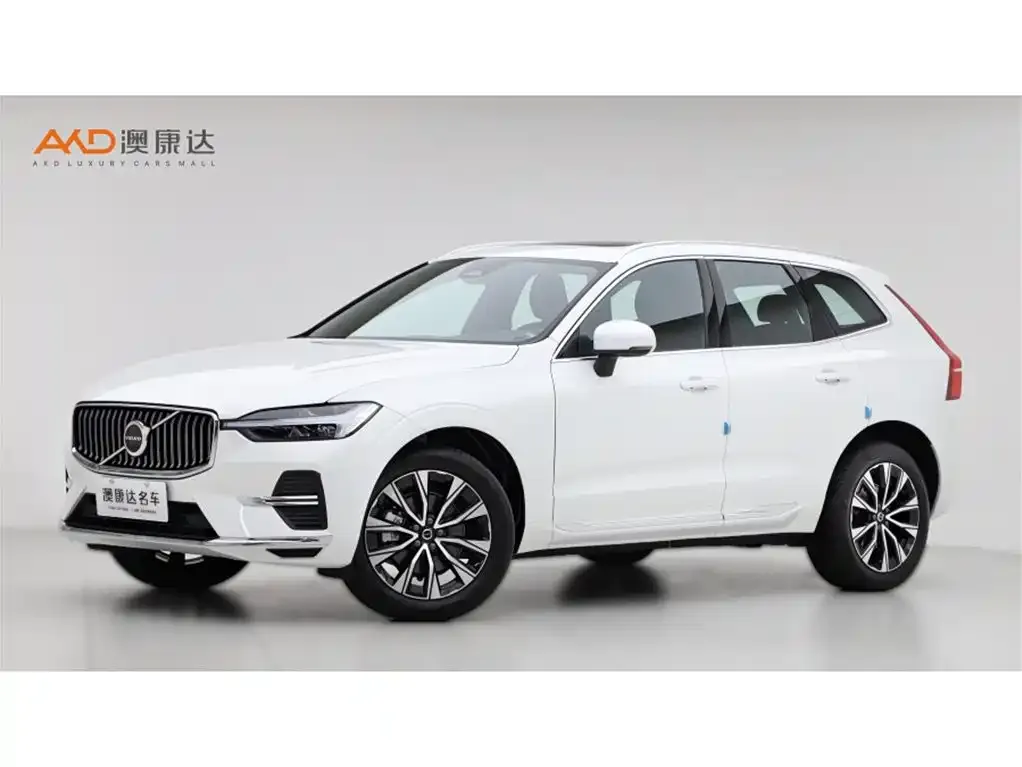 Volvo XC60 — фото 1