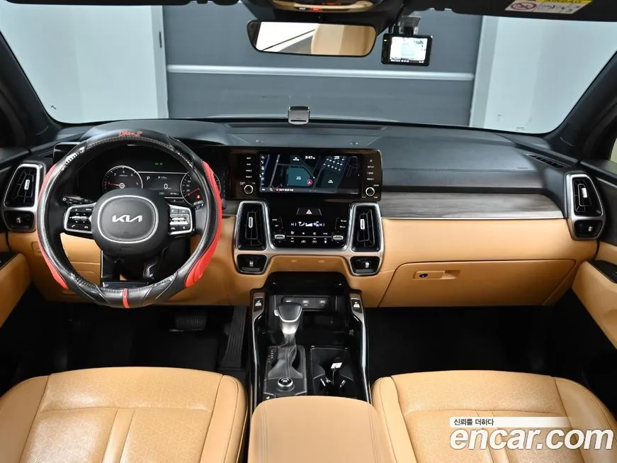 Kia Sorento — фото 7