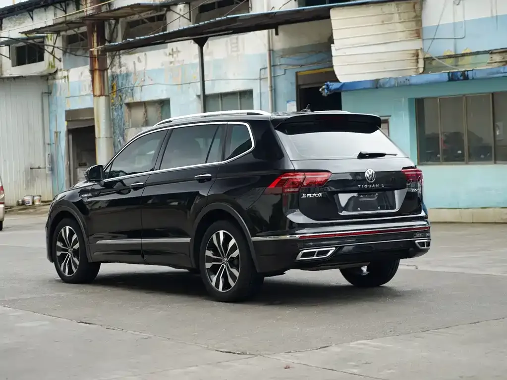 Volkswagen Tiguan L — фото 5