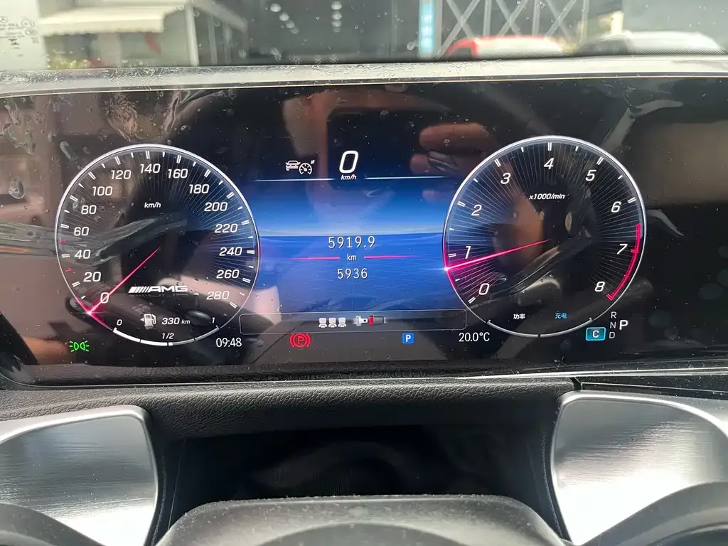 Mercedes-Benz GLB AMG — фото 10