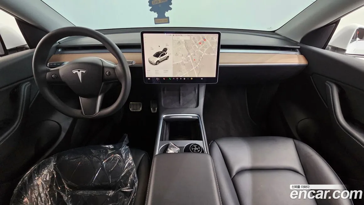 Tesla Model Y — фото 4