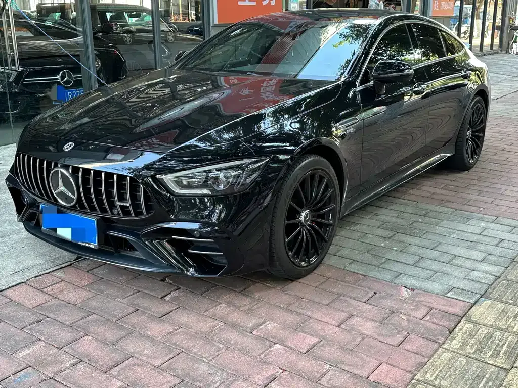 Mercedes-Benz AMG GT — фото 1