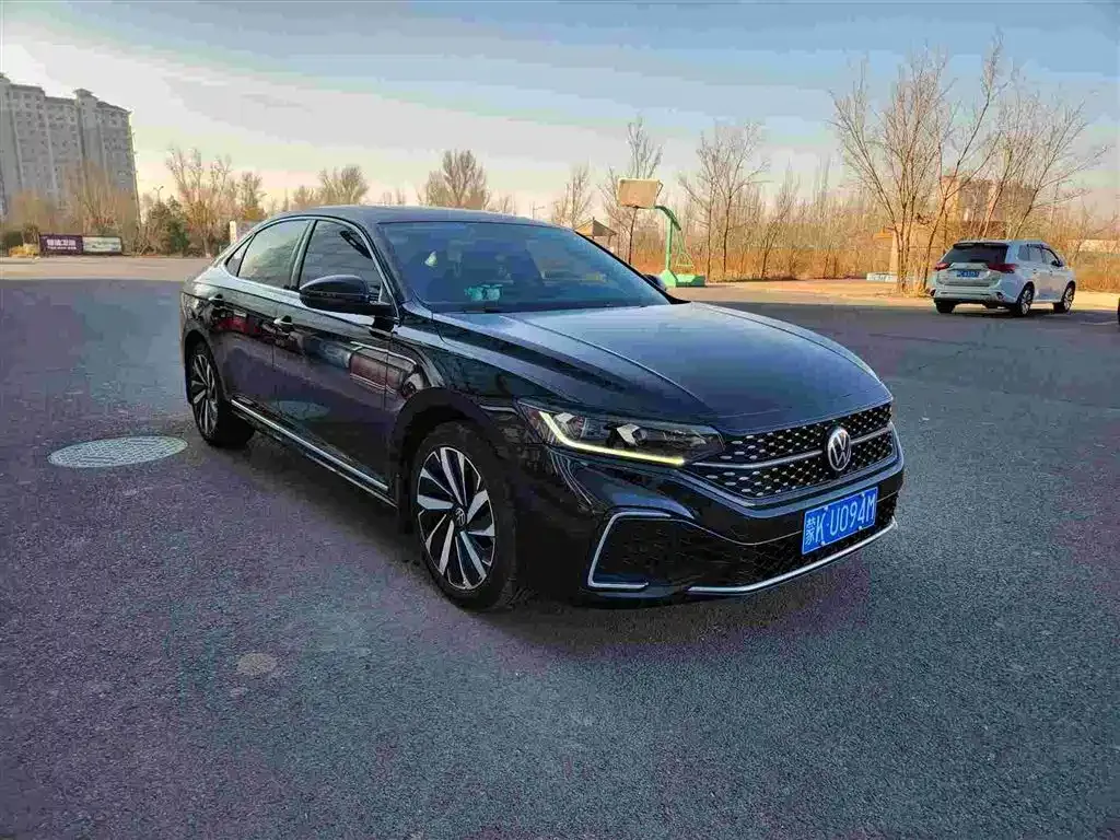 Volkswagen Passat — фото 4