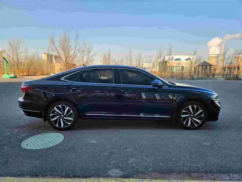 Volkswagen Passat — фото 5