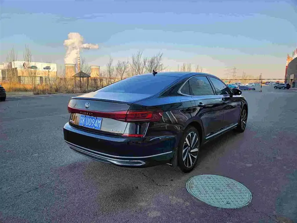 Volkswagen Passat — фото 6