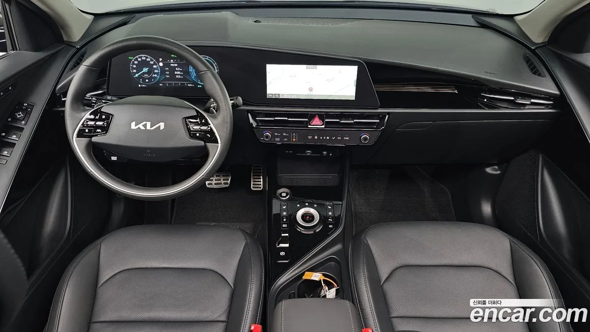 Kia Niro — фото 10