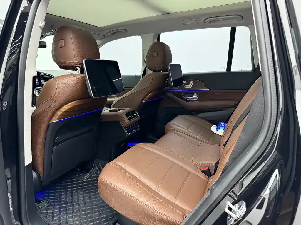 Mercedes-Benz GLS — фото 4