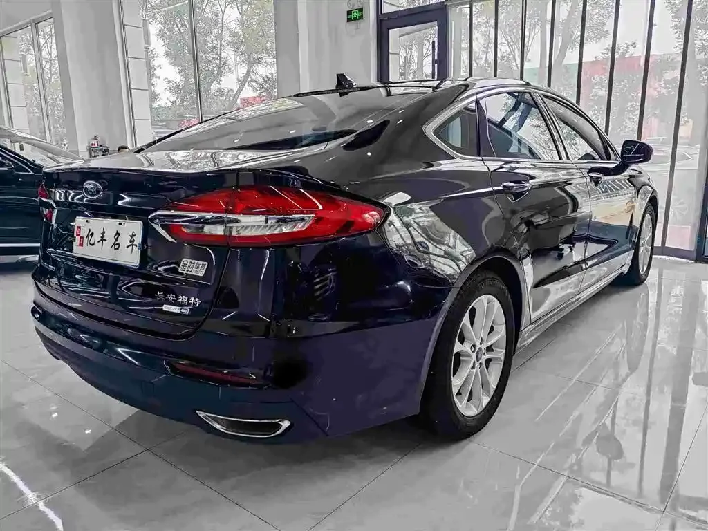 Ford Mondeo — фото 4