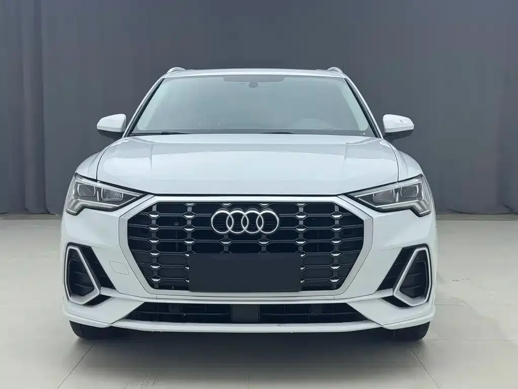 Audi Q3 — фото 4