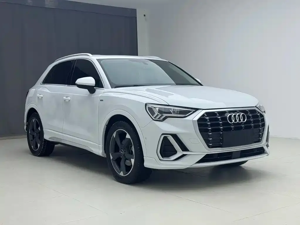 Audi Q3 — фото 2