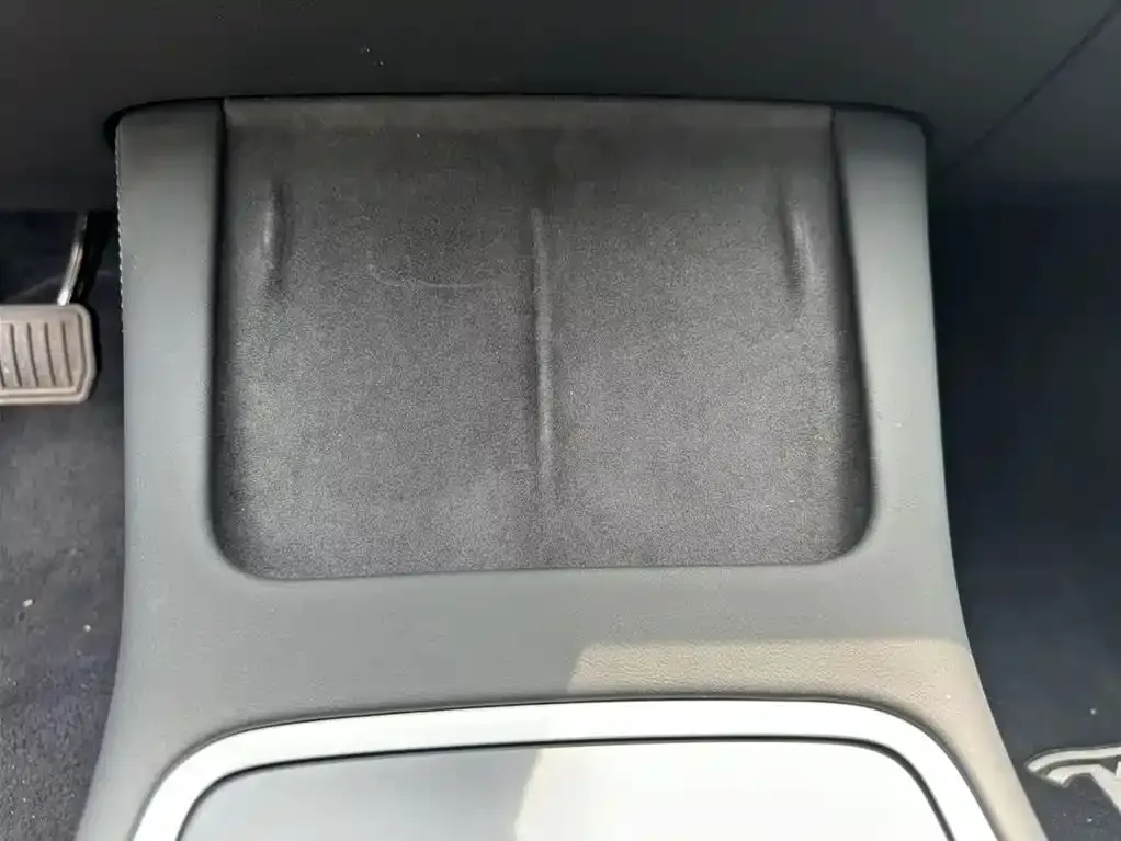 Tesla Model 3 — фото 2