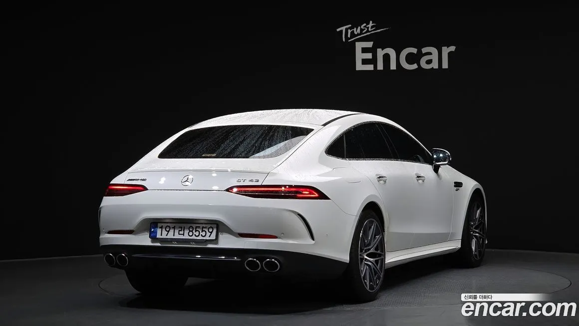 Mercedes-Benz AMG GT — фото 10
