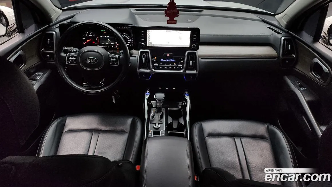Kia Sorento — фото 10