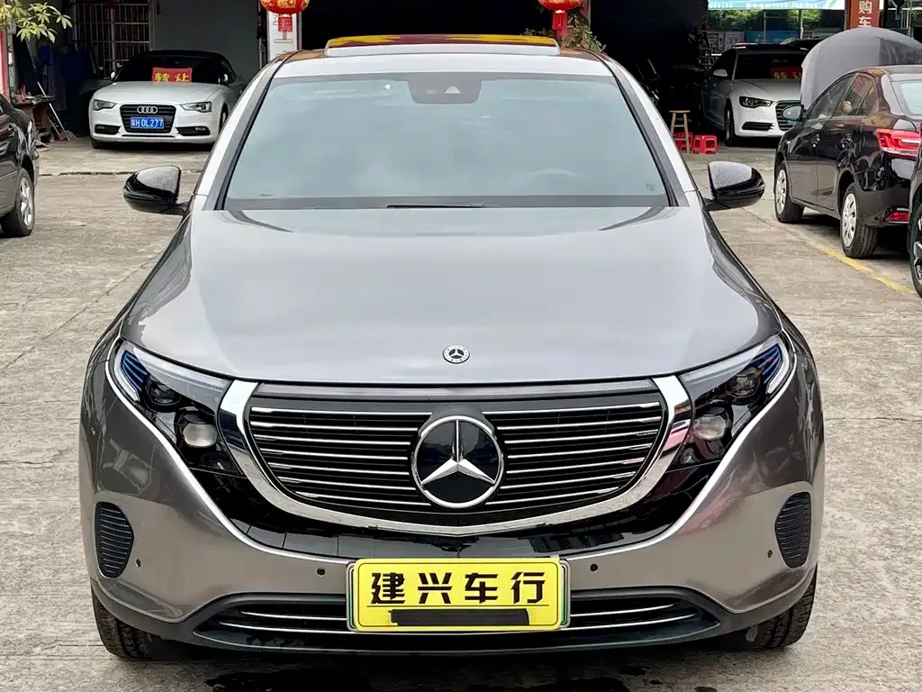 Mercedes-Benz EQC — фото 2
