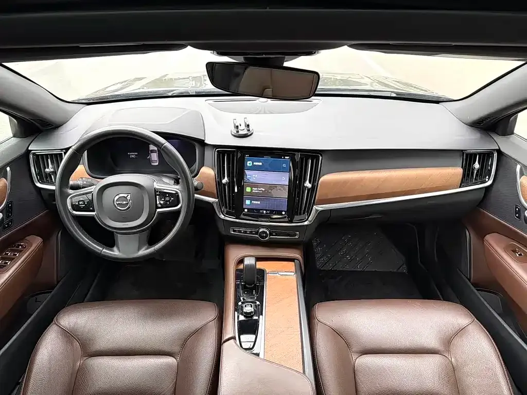 Volvo S90 — фото 4