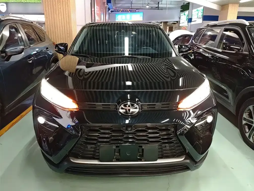 Toyota Wildlander — фото 3