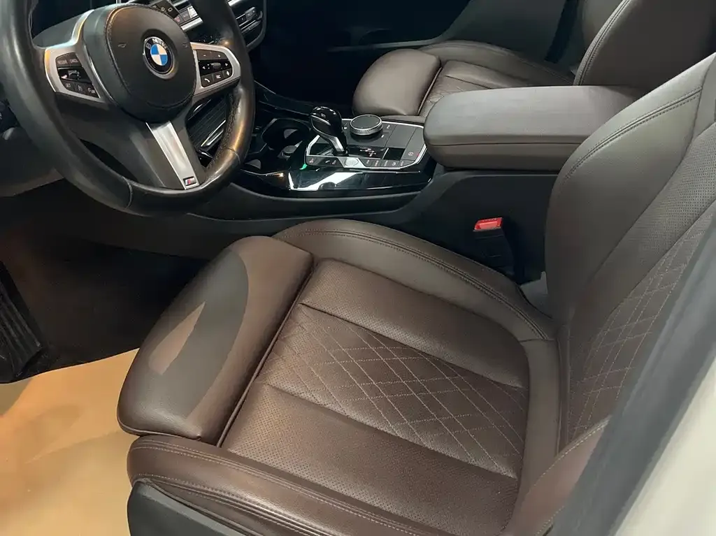 BMW X3 — фото 9