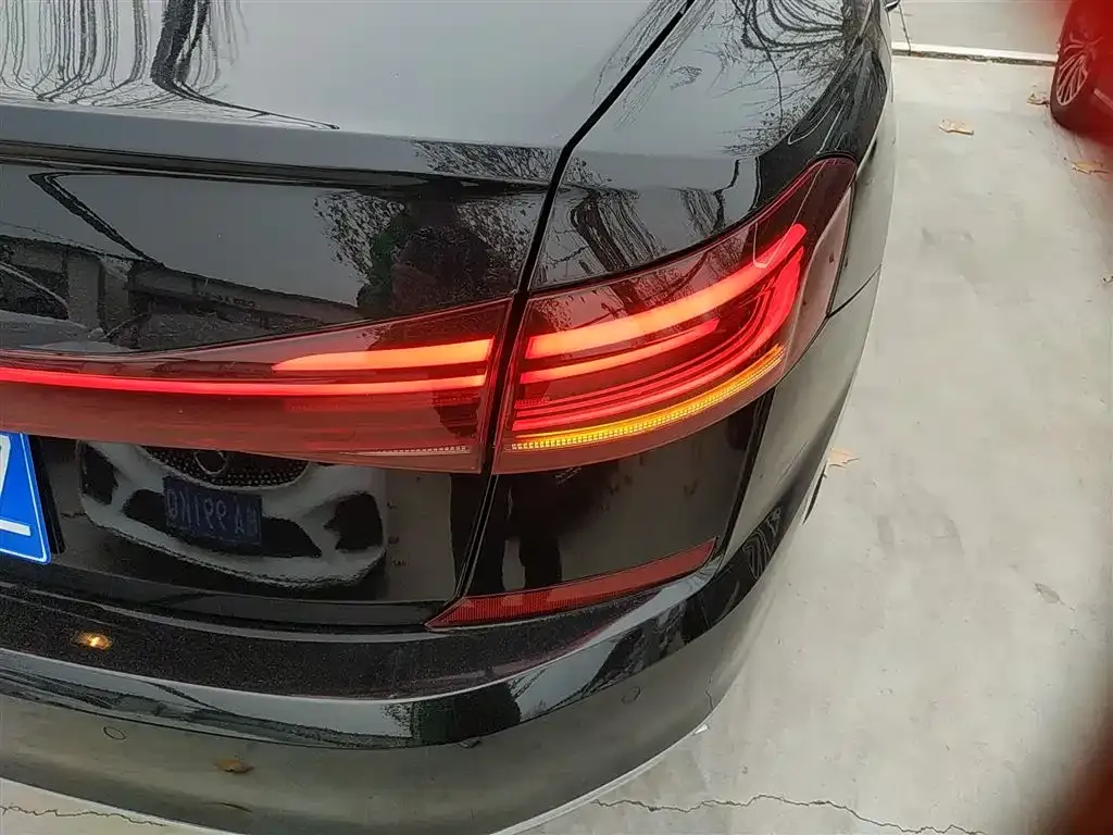 Volkswagen Passat — фото 8