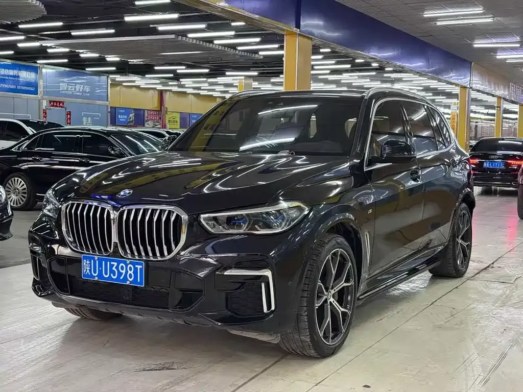 BMW X5 — фото 1